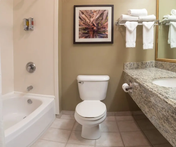 Quadruple Family Suite