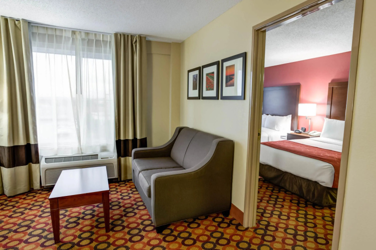 Charlotte Suites