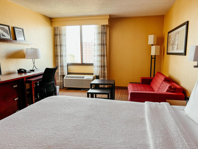 Hotel Pentagon South