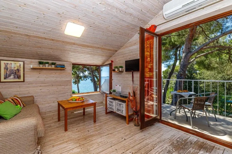 2 Bedrooms Double Basement Apartment with balcony and with sea view