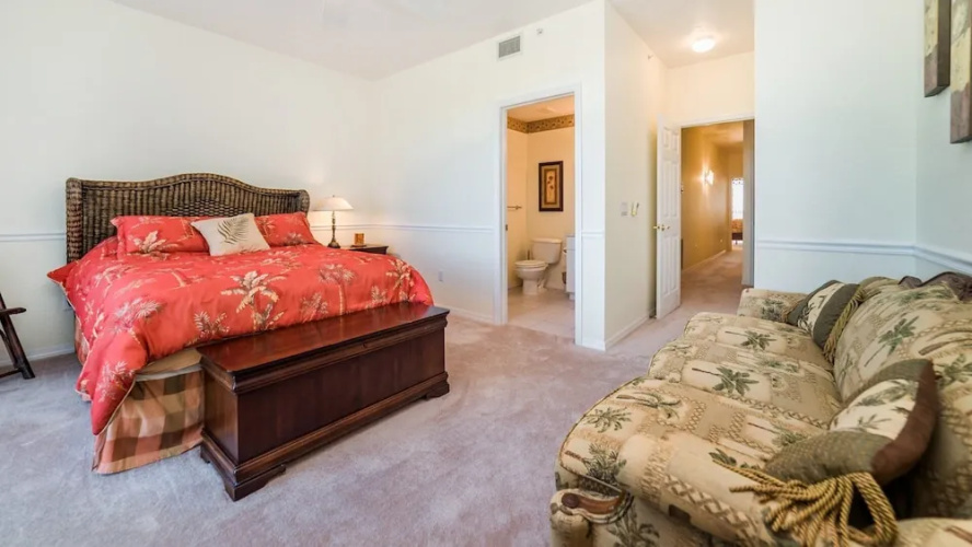 4410 Warren ave 508