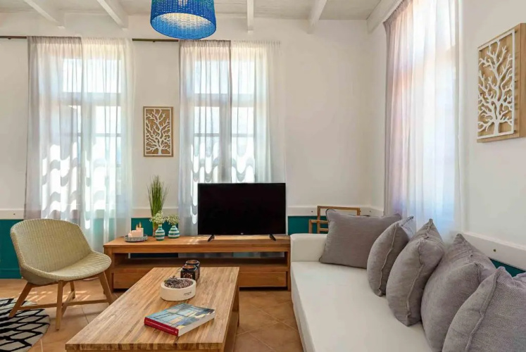 Lithinon Luxury Suites