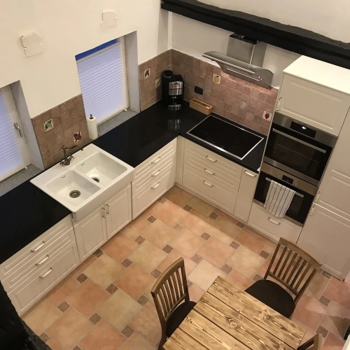 2 Bedrooms Villa