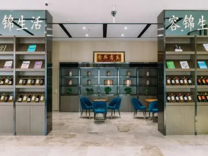 Huayi Hotel