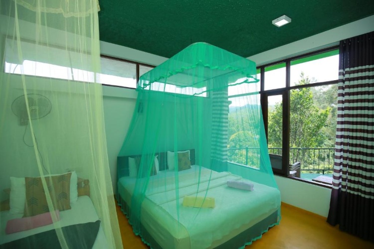 Standard Triple room with mountain view