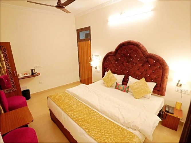 Deluxe Double room