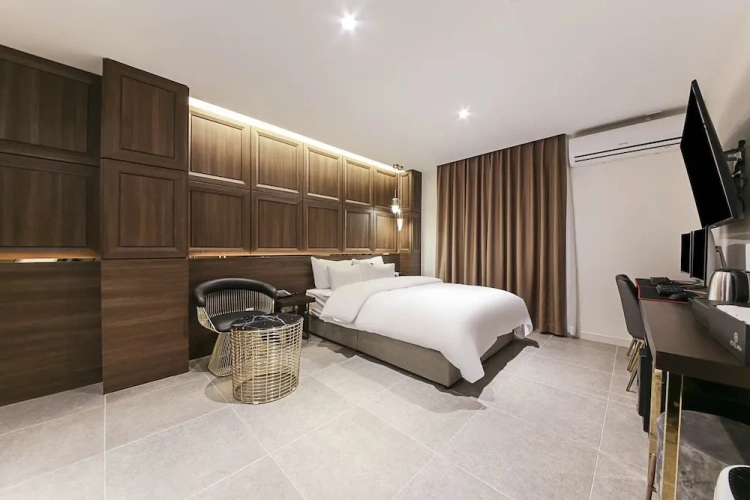 Premium room