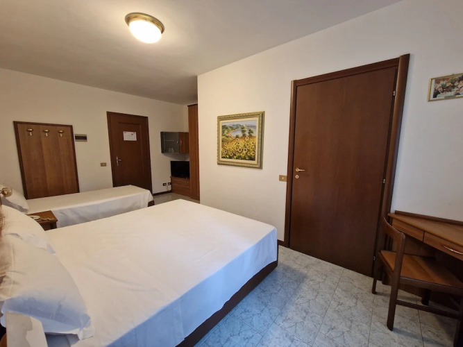 Hotel Montegrino Lakeview
