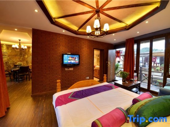 2 Bedrooms Luxury Family Suite
