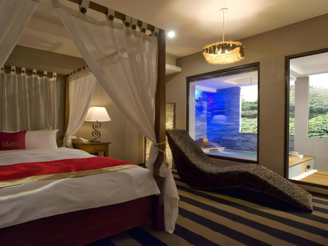 Golden Hotspring Hotel