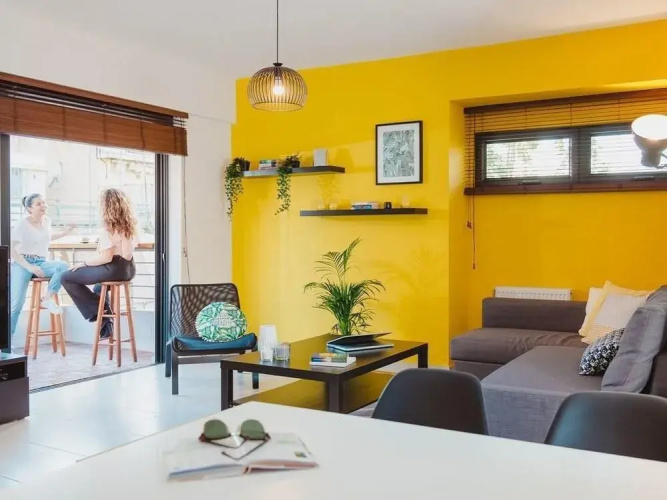 Modern Athens Flat / 5minmetro / Balcony