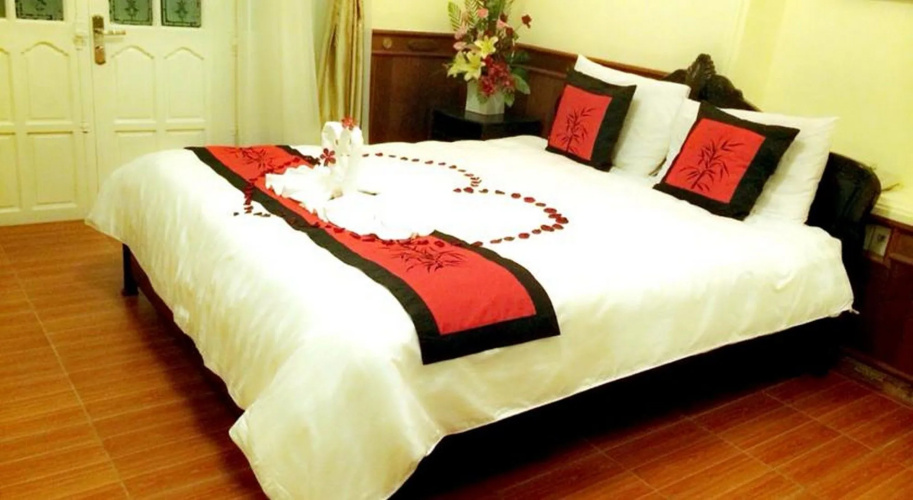 Home Hotel