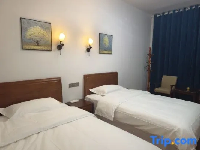 Standard room with city view