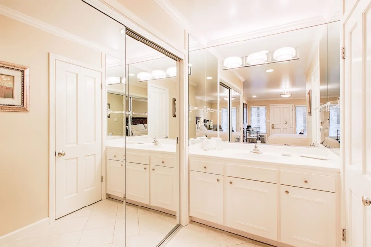 Studio Condo Near Trails #SILV375C