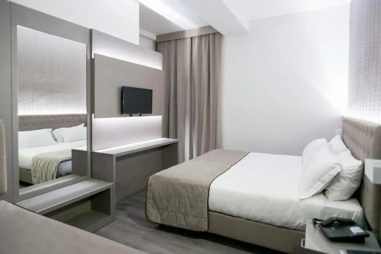 Triple room