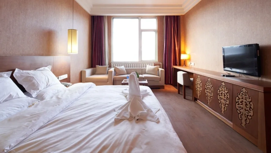 Deluxe Suite