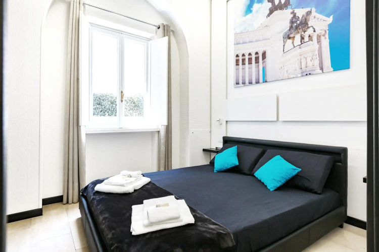 LUX- Spanish Steps 60A Luxury Suite Apartment