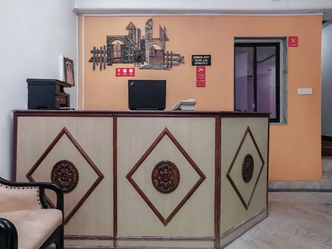 OYO Flagship 23096 Laxmi Residency