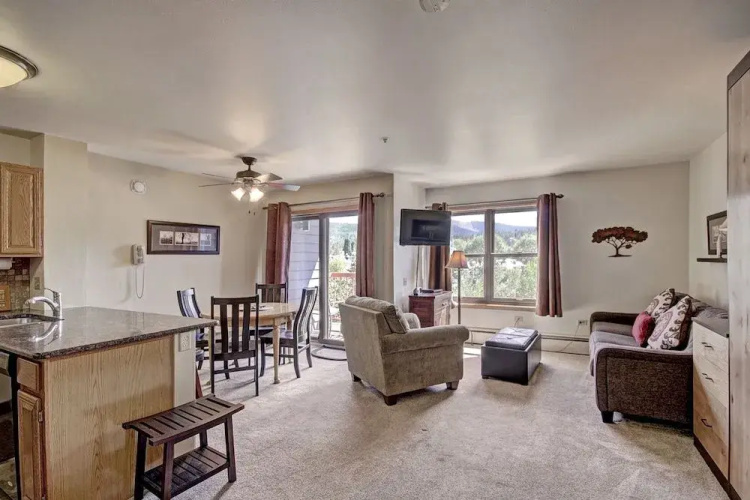 River Mtn Lodge E205