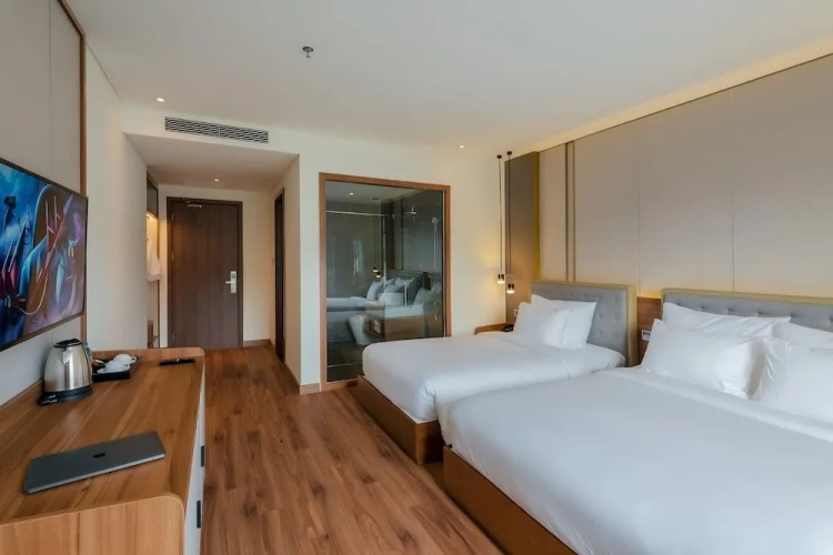 Deluxe Triple room with garden view
