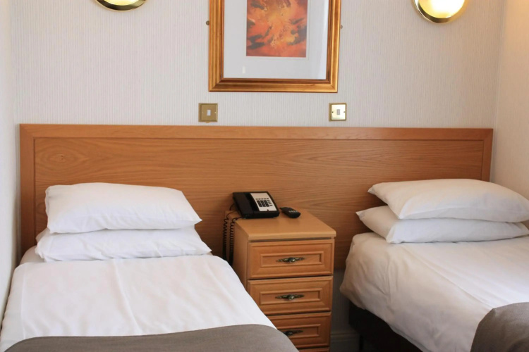 Regency Hotel Westend