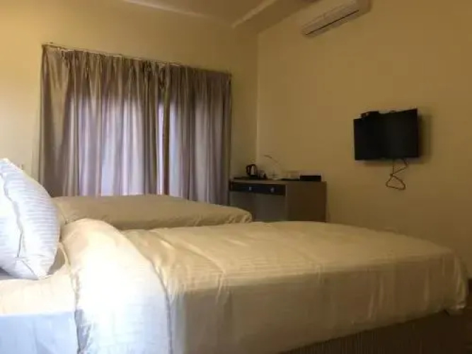 Hotel Sharanam