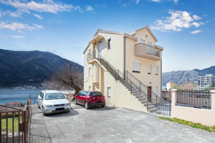 Apartments Donkovic