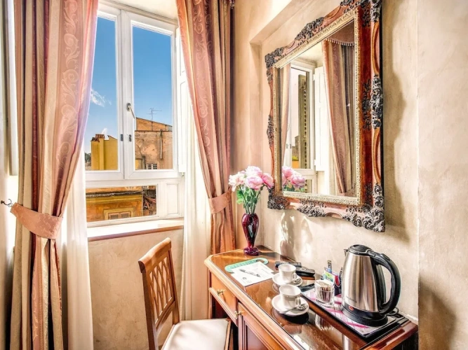 Standard Double room with city view