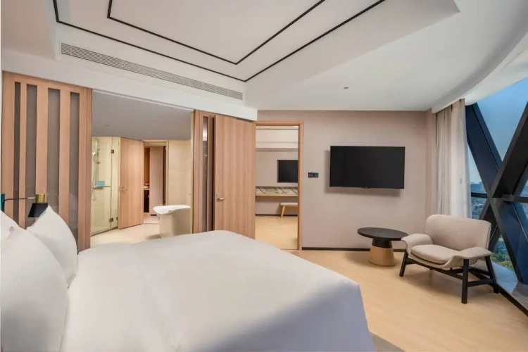 Deluxe Double Suite