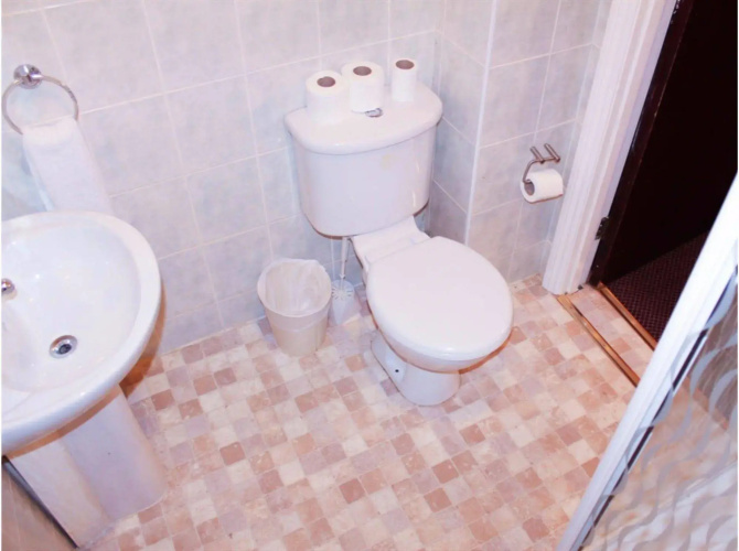 Lampton Guest House