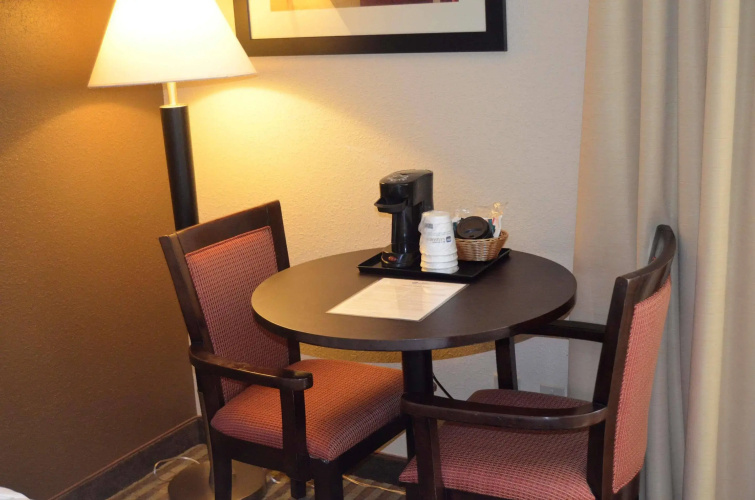Spark by Hilton Kimball Hotel
