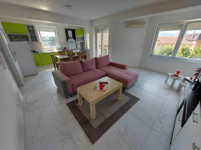 Xxl Apartament City Centar 1