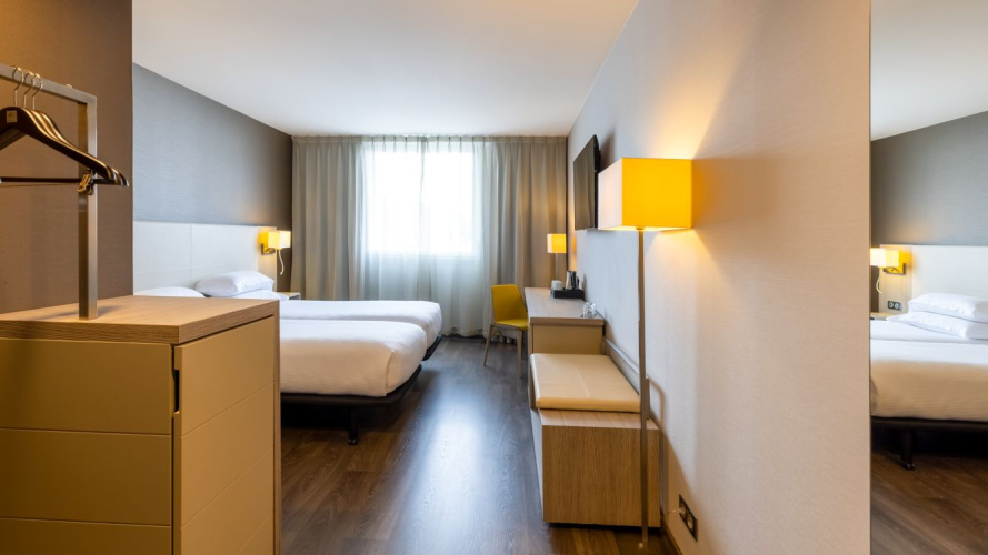 Superior Twin room