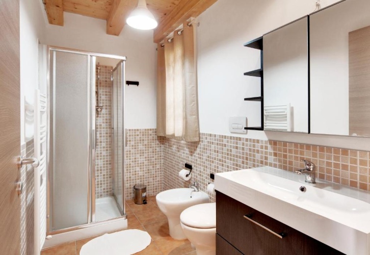 2 Bedrooms Villa