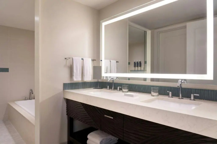 Moana Surfrider, A Westin Resort & Spa, Waikiki Beach photo 39