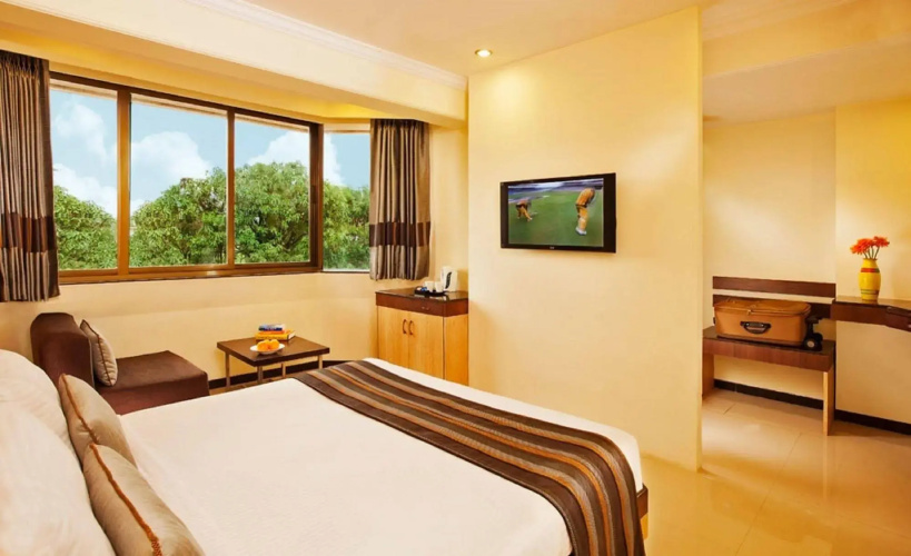 Sterling Lonavala