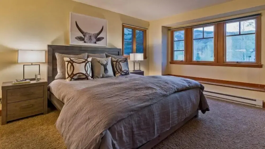 Beaver_creek_chalet_campo