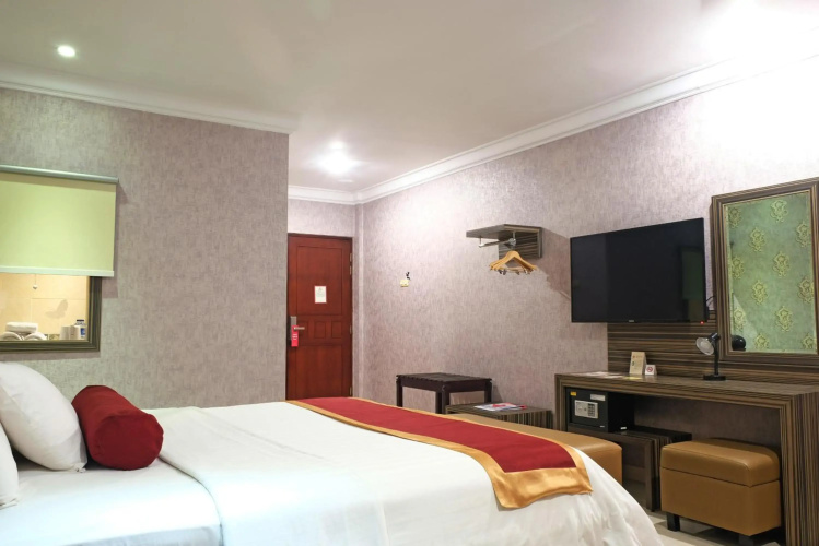 Bi Executive Hotel