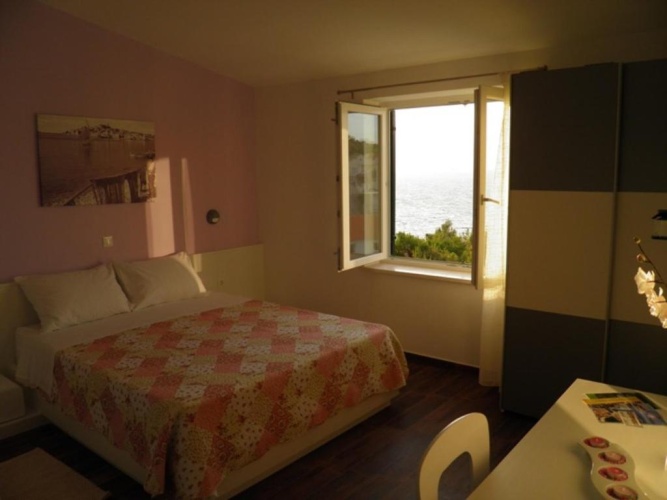 Studio with sea view