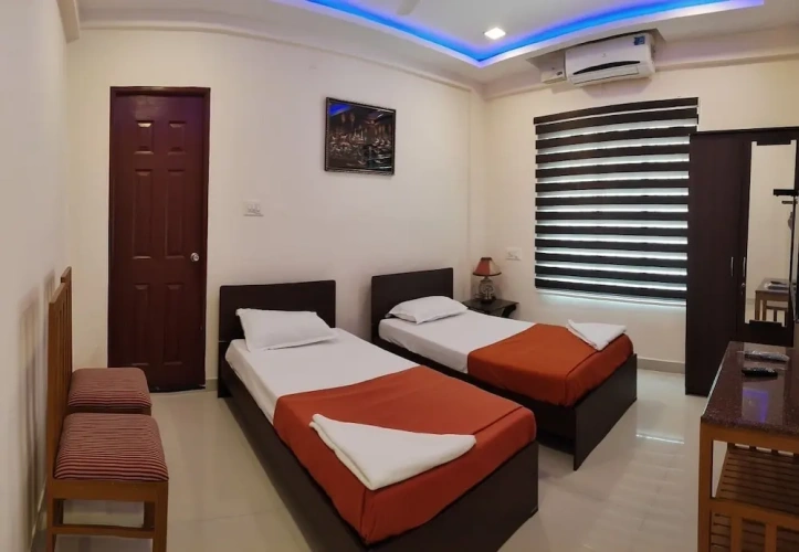 Standard Double Suite