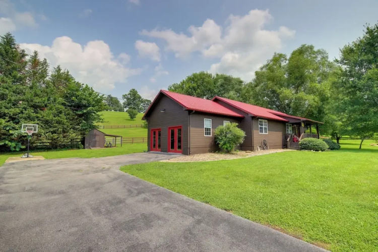 Sevierville Cabin w/ Private Hot Tub & Fire Pit