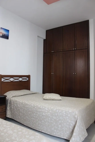 1 Bedroom Apartment with balcony and with mountain view