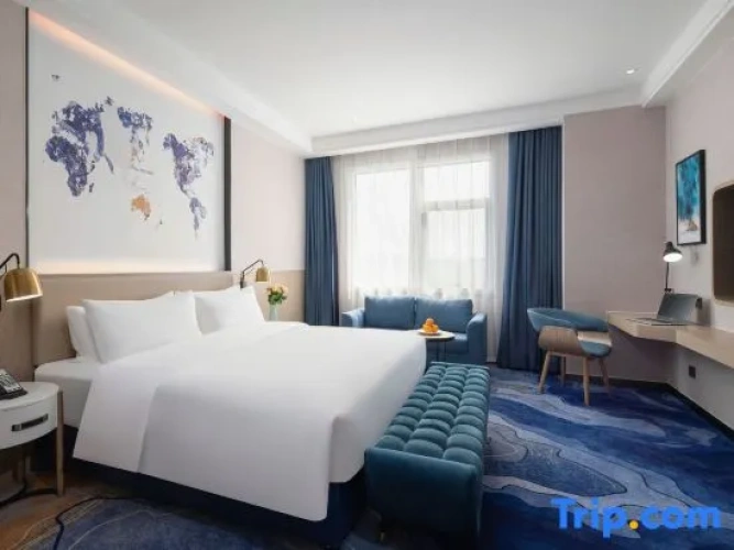 Superior Double Suite with view