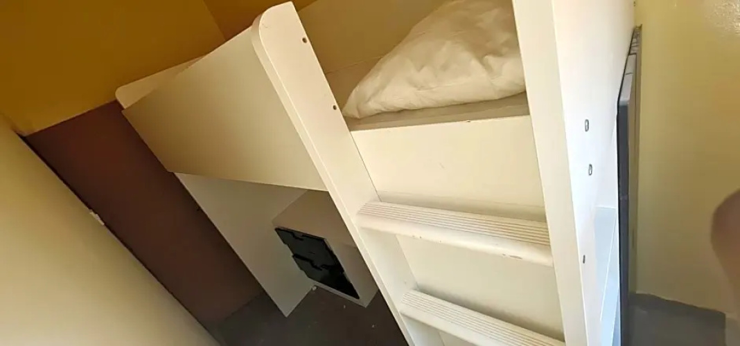 Dubai Hostel Bedspace and Backpackers
