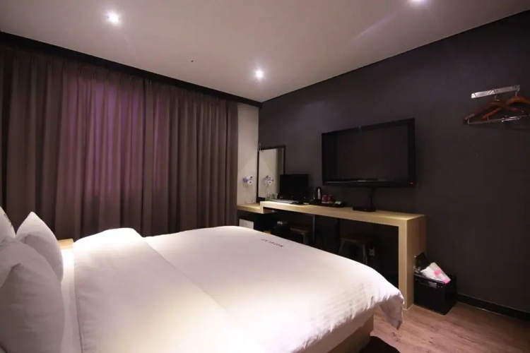 Changwon Sangnamdong XO