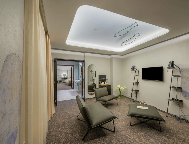 Suite with balcony