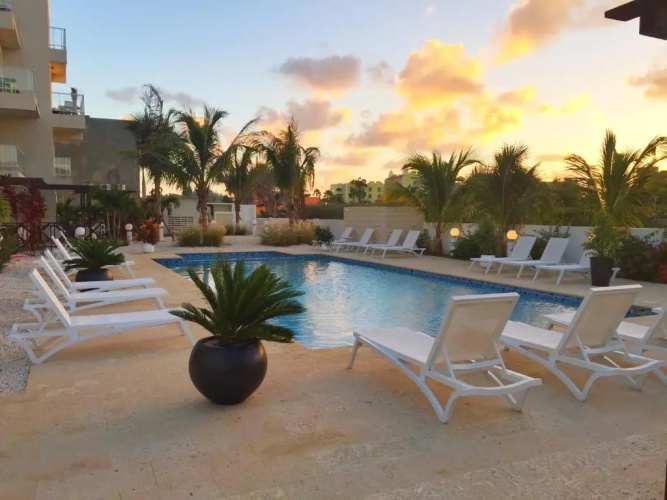 Las Islas Condo #1
