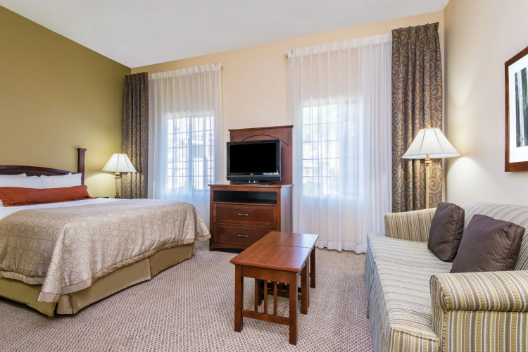 Staybridge Suites Phoenix - Glendale Sports Dist by IHG