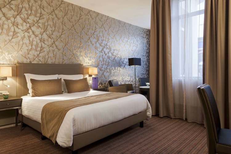 Timhotel Opera Blanche Fontaine