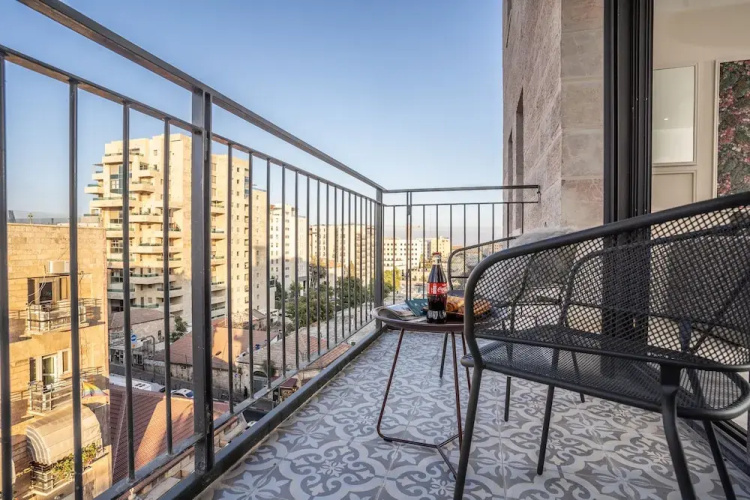 HolySuite Even Israel
